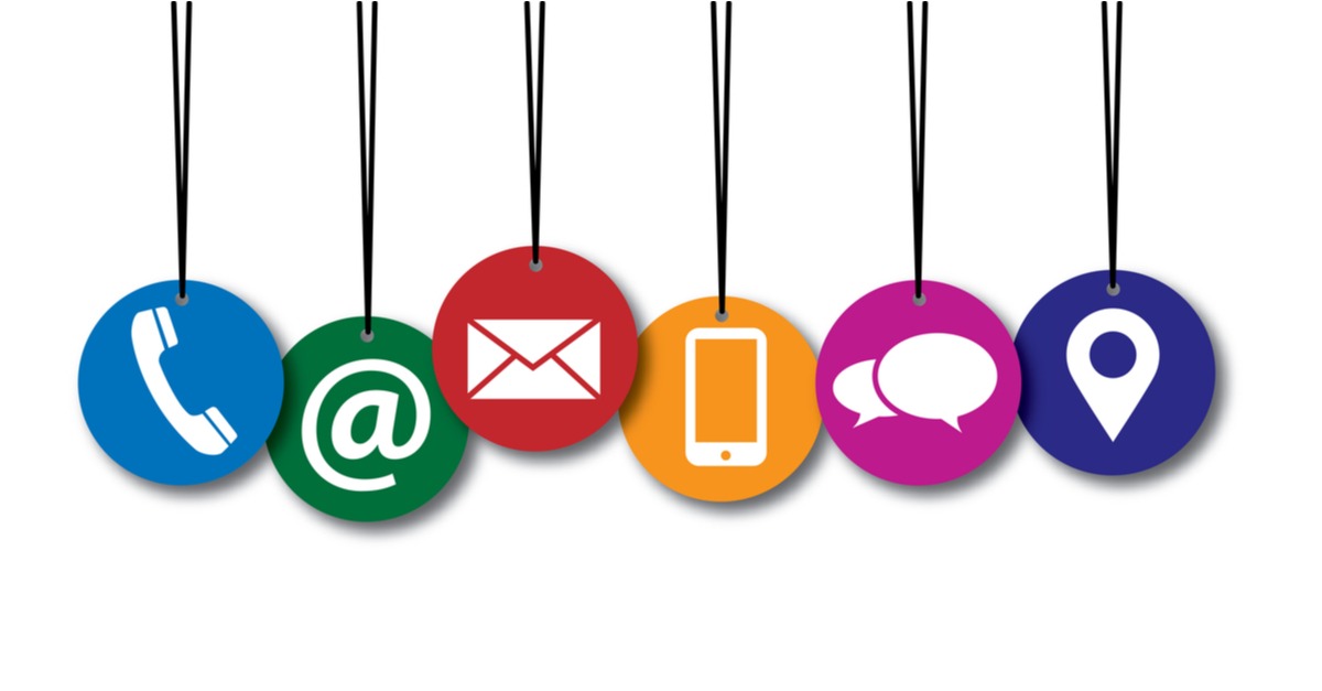 الاتصال بنا